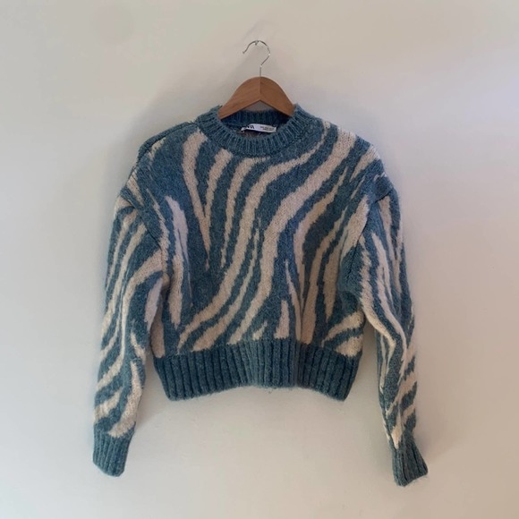 Zara NWT Jacquard Knit Animal Print Sweater - Picture 3 of 6